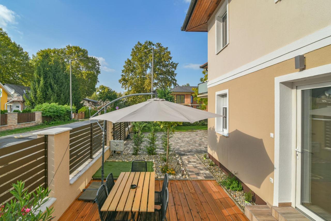 Happy Apartments Balatonlelle Esterno foto