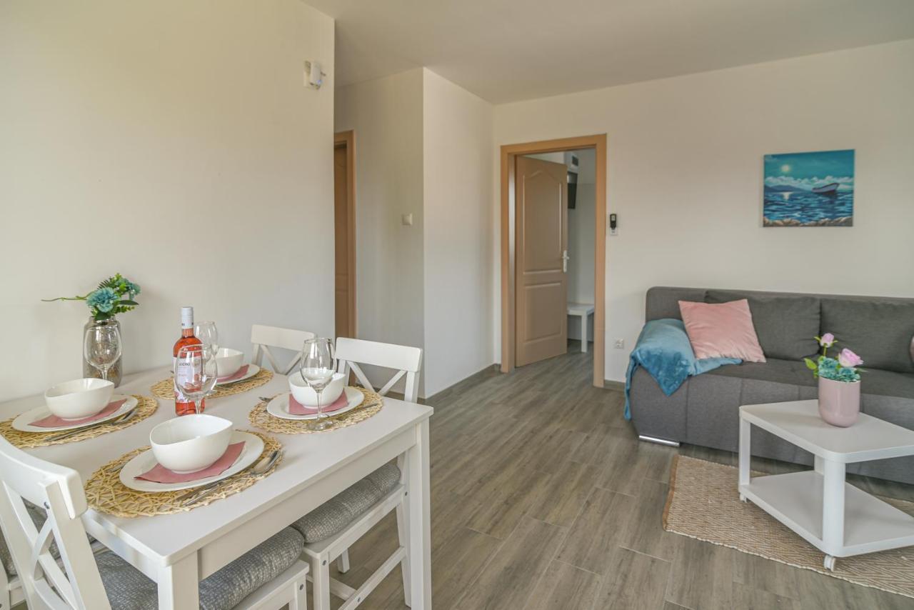 Happy Apartments Balatonlelle Esterno foto