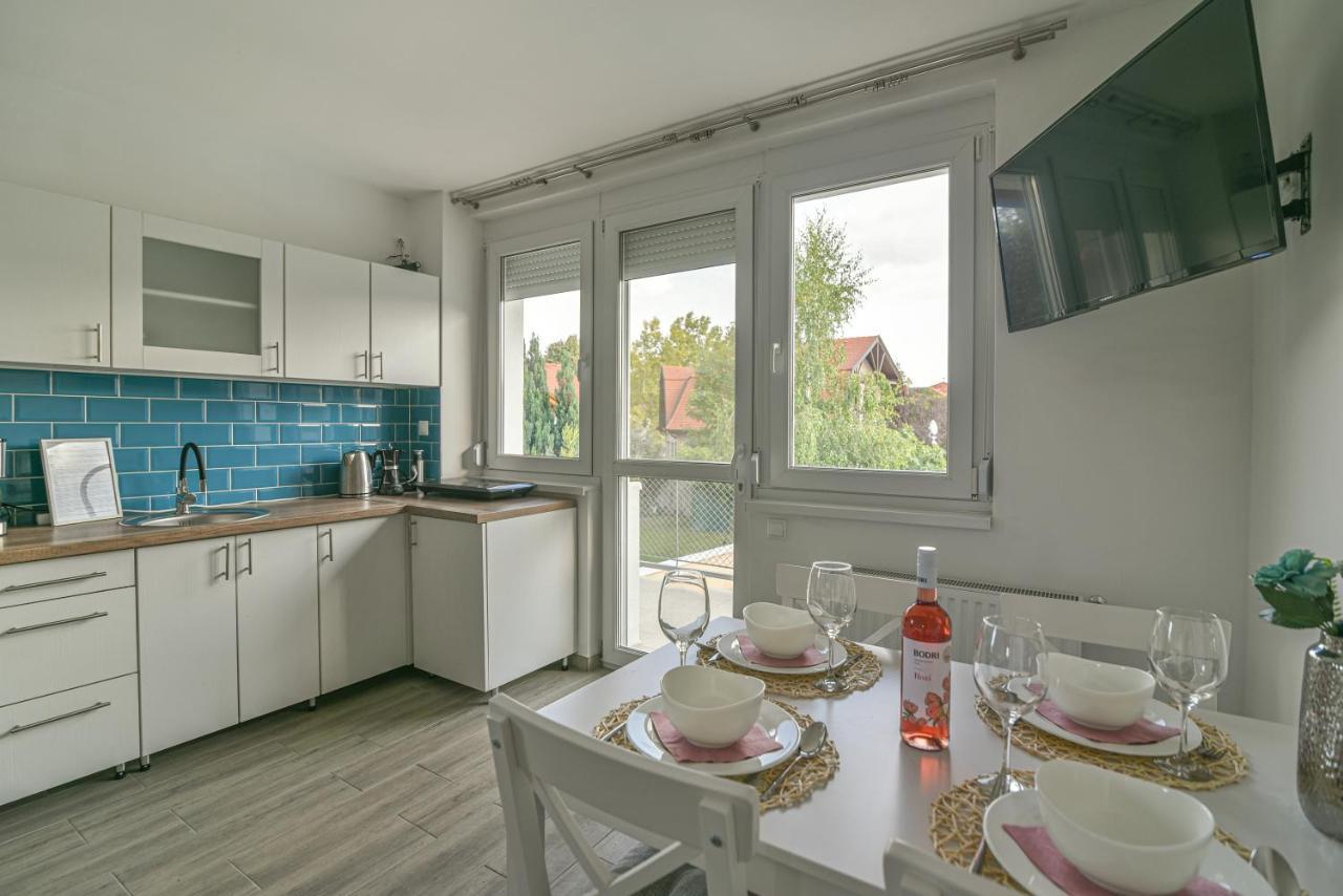 Happy Apartments Balatonlelle Esterno foto