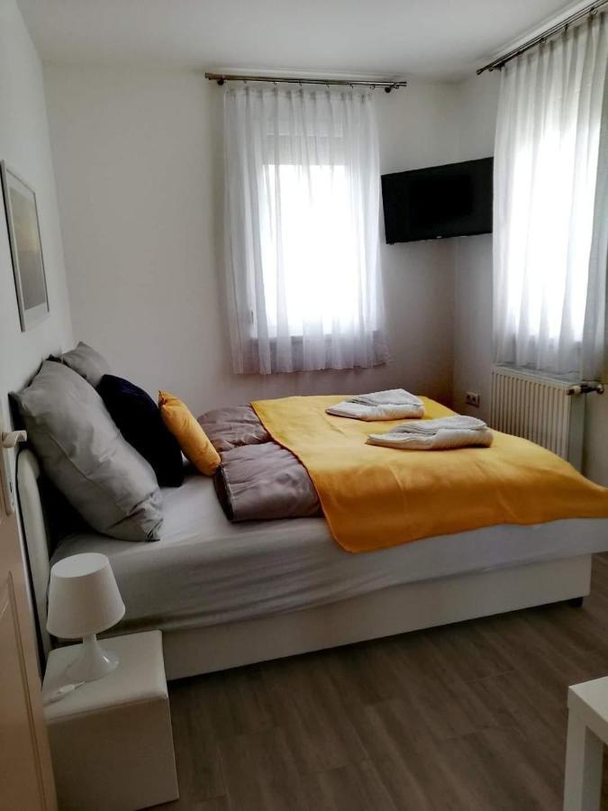Happy Apartments Balatonlelle Esterno foto