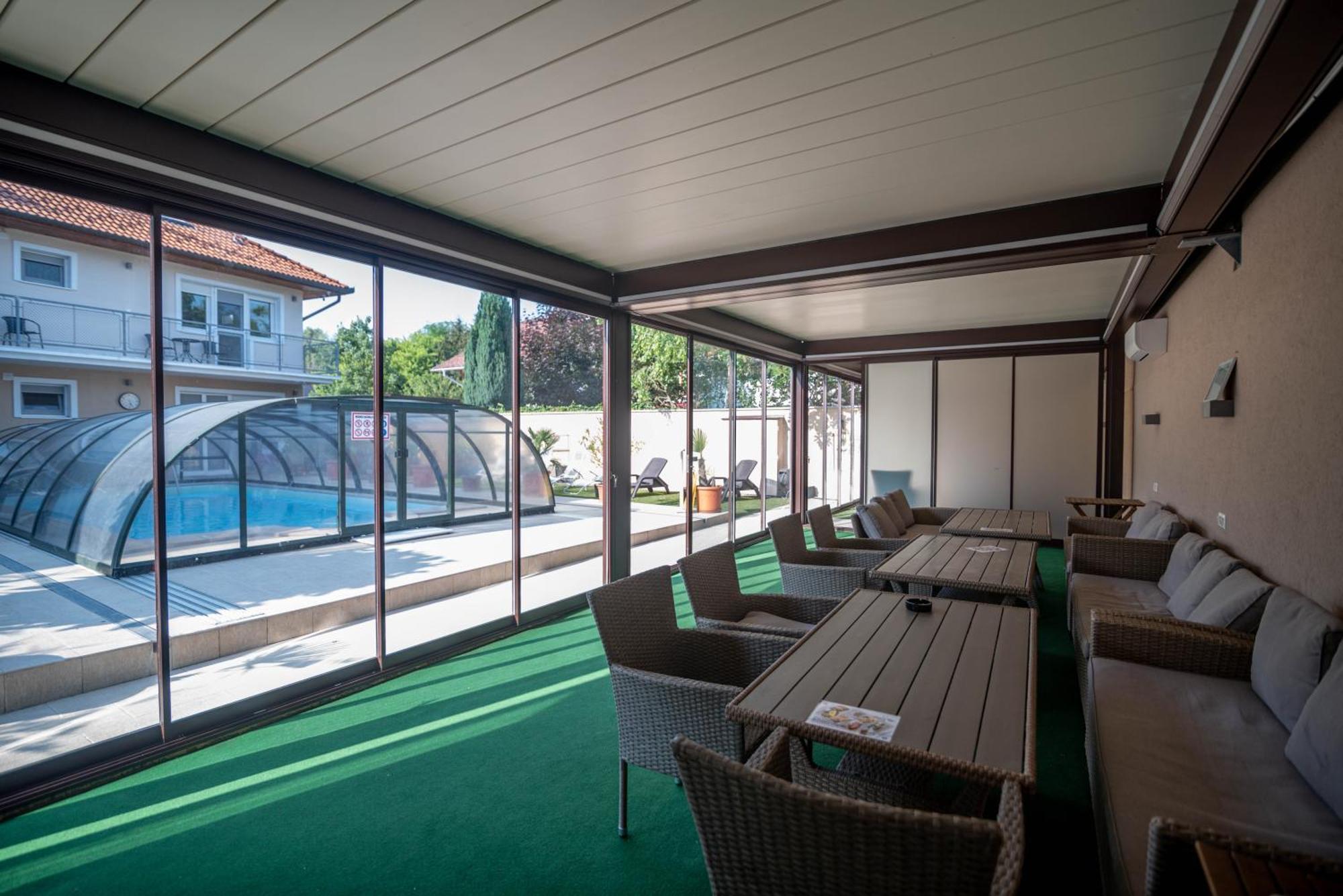 Happy Apartments Balatonlelle Esterno foto