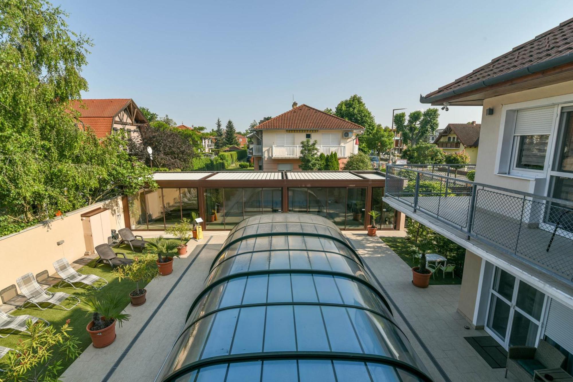 Happy Apartments Balatonlelle Esterno foto