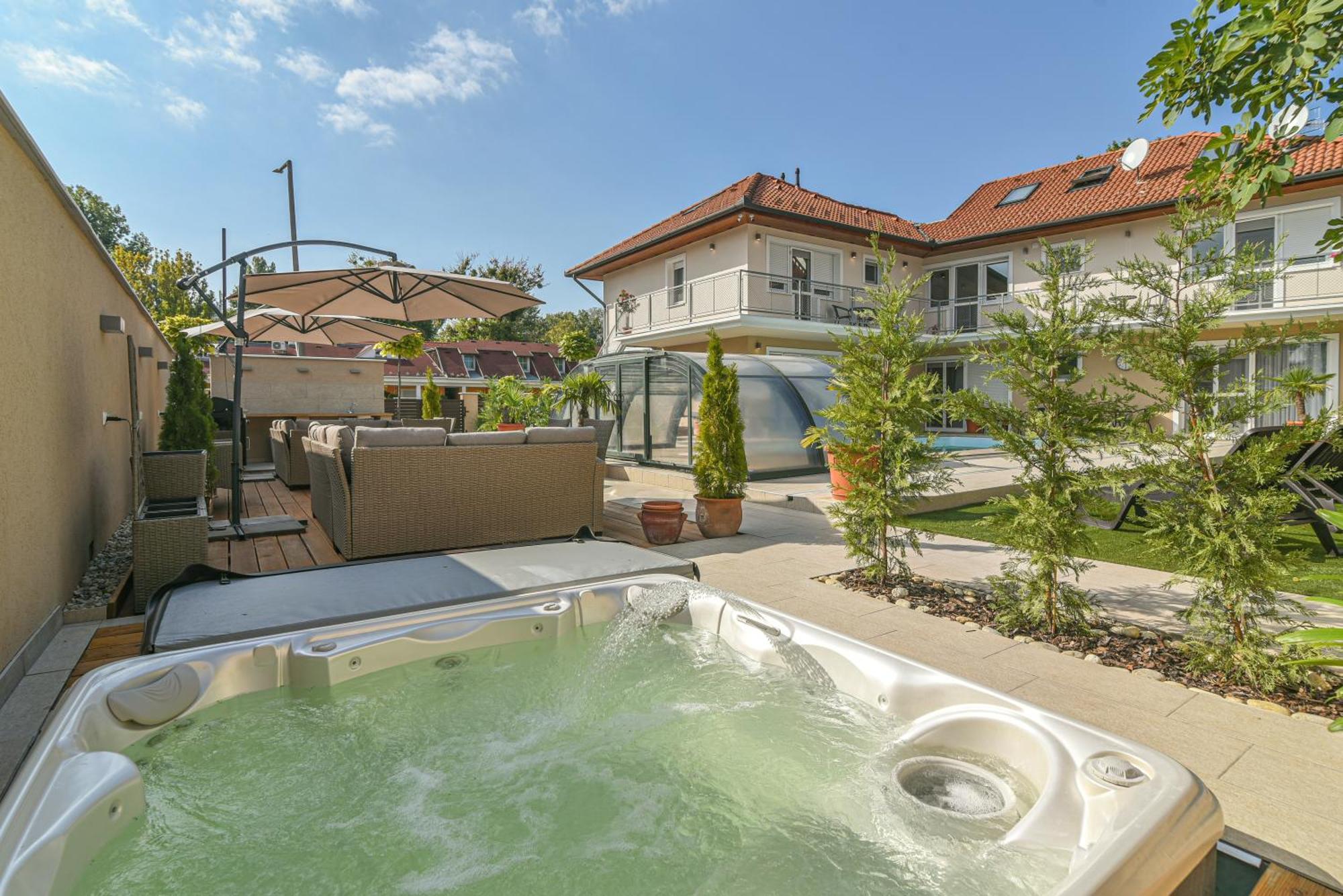 Happy Apartments Balatonlelle Esterno foto